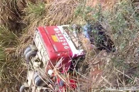 客車自動破窗裝置,遙控自動破玻器,破窗器,南冠破玻器 客車自動破窗裝置,遙控自動破玻器,破窗器,南冠破玻器